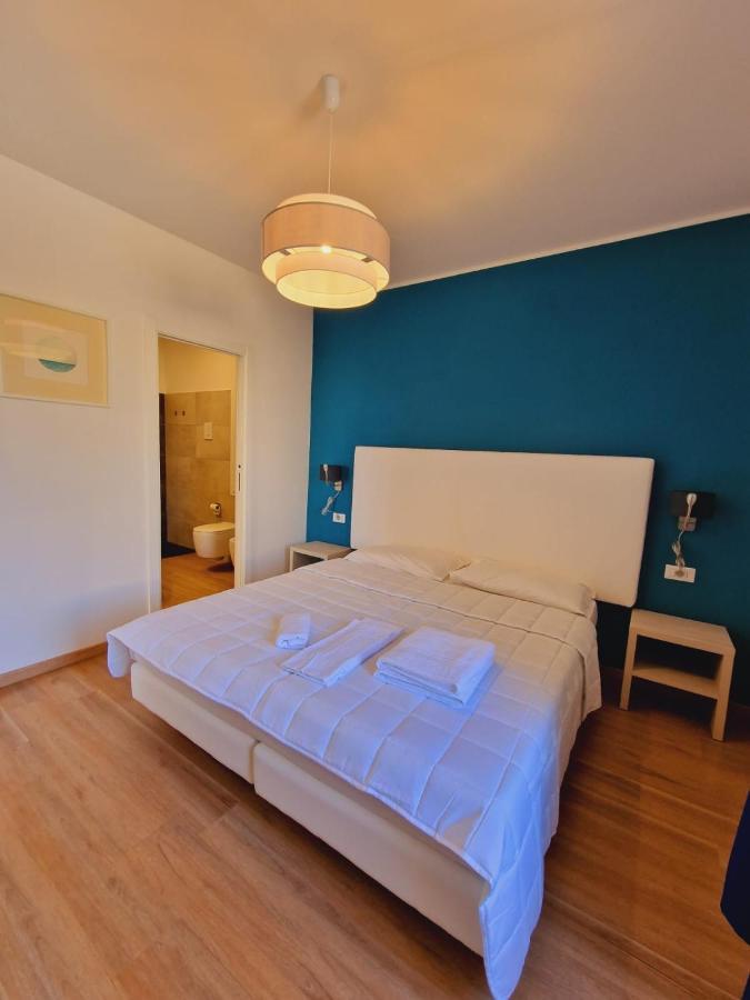 Butterfly Accommodation Альгеро Екстер'єр фото